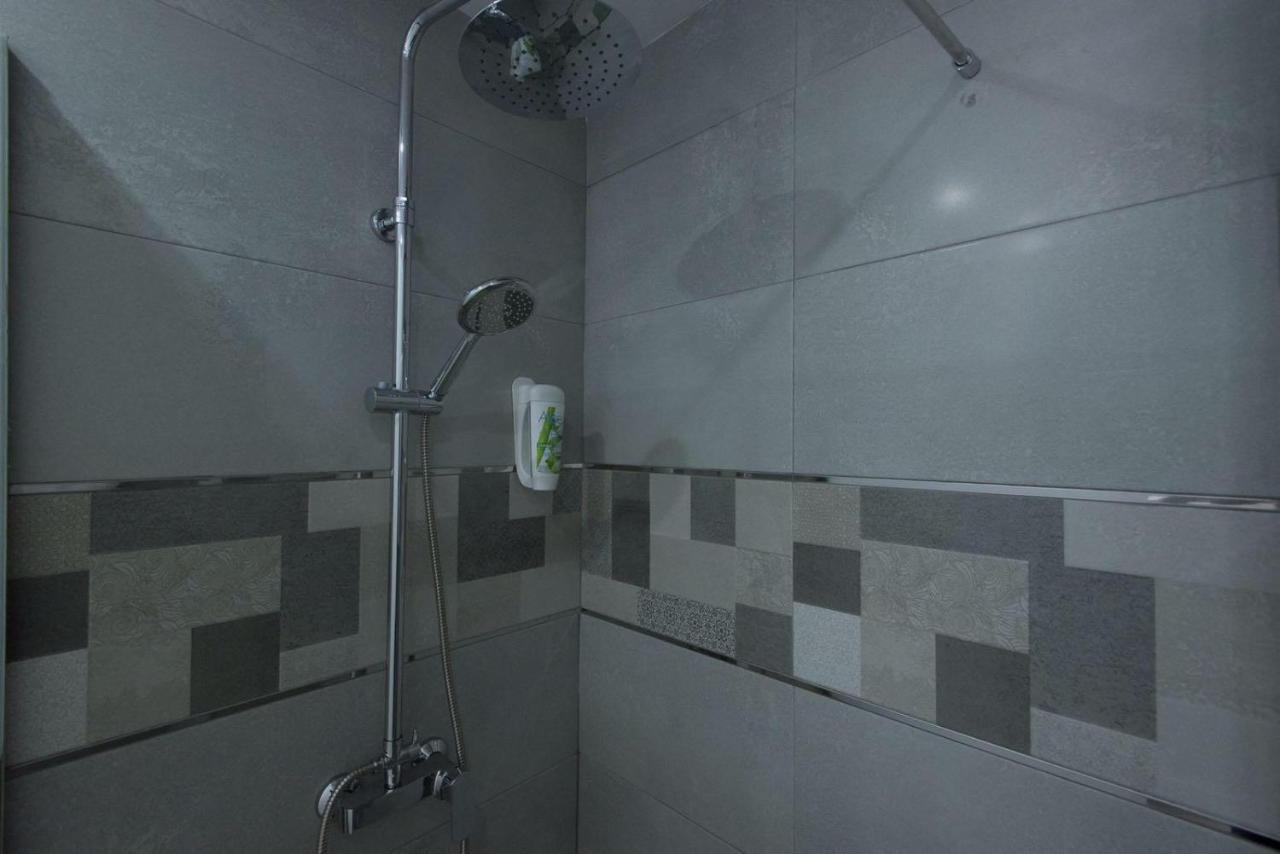 Locksmith Apartment - Park Option Seville Luaran gambar