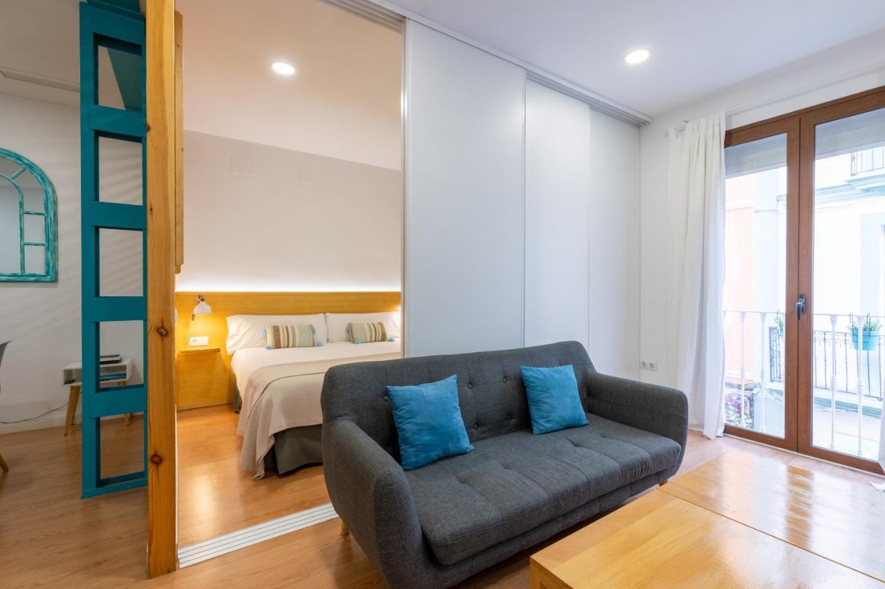 Locksmith Apartment - Park Option Seville Luaran gambar