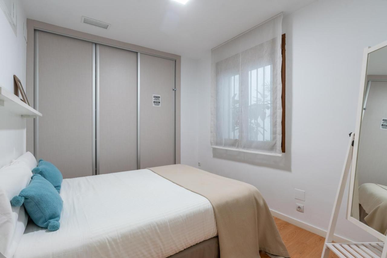 Locksmith Apartment - Park Option Seville Luaran gambar