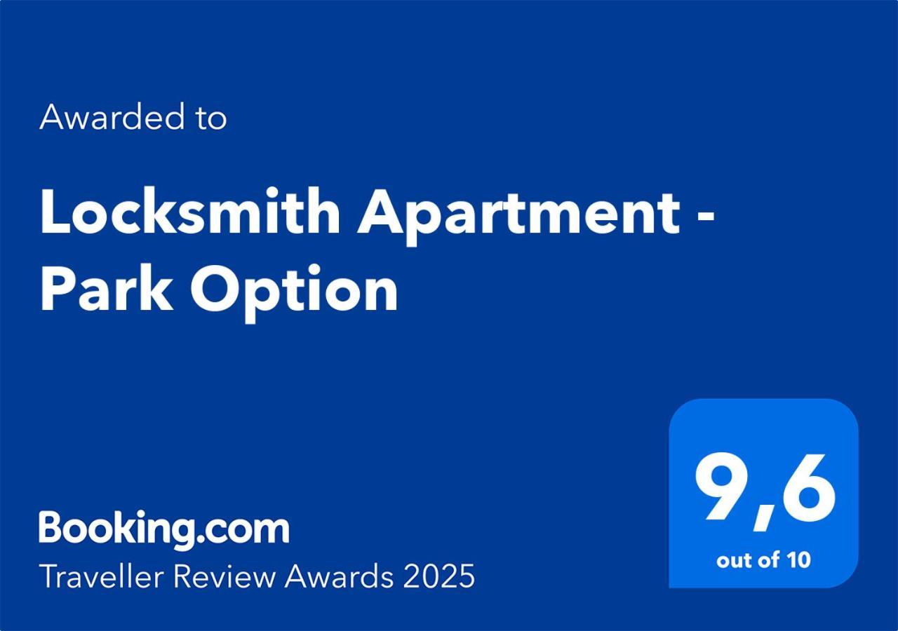 Locksmith Apartment - Park Option Seville Luaran gambar